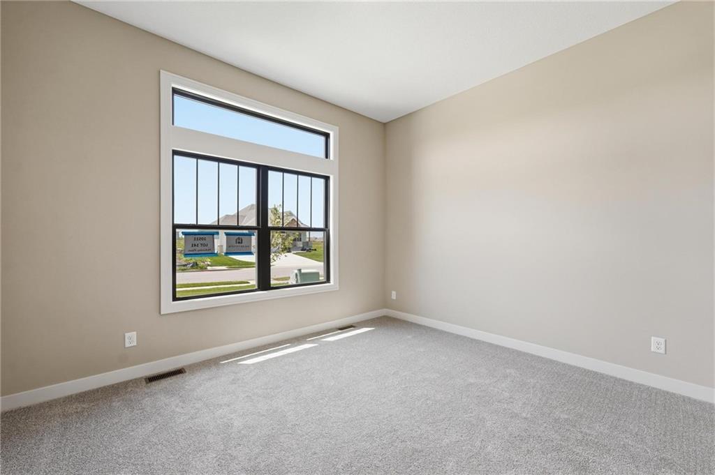 10419 N Liberty Street Property Photo 37