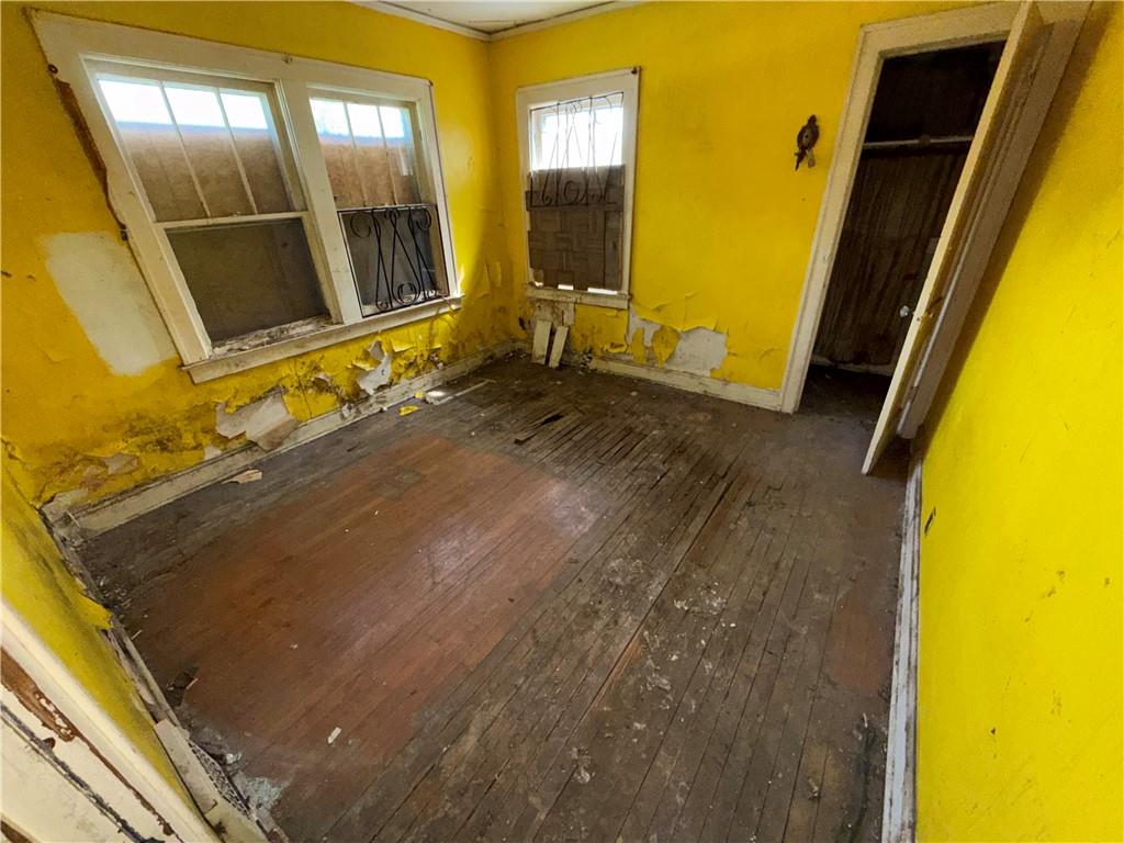 5437 Brooklyn Avenue Property Photo 9