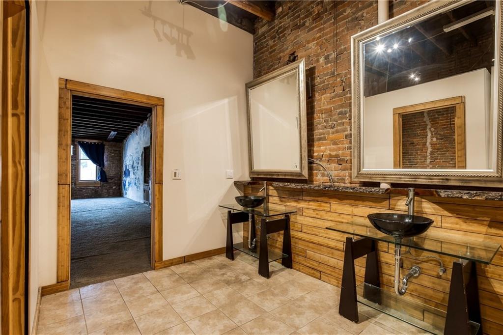 511 Main Street Property Photo 36