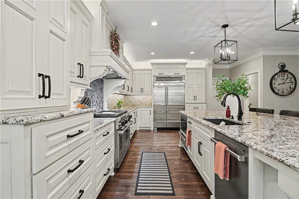 7206 Noland Road Property Photo 18