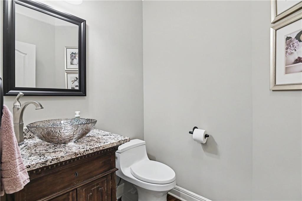 7206 Noland Road Property Photo 22