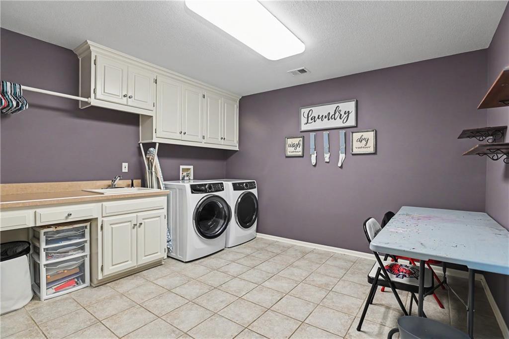7206 Noland Road Property Photo 32
