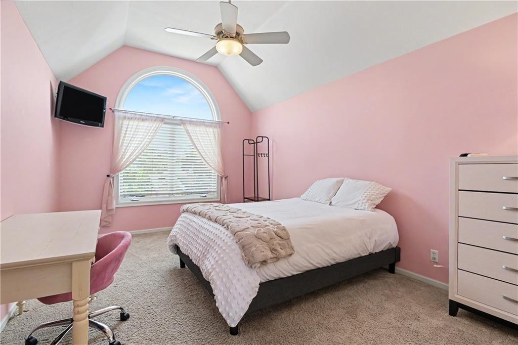 7206 Noland Road Property Photo 36