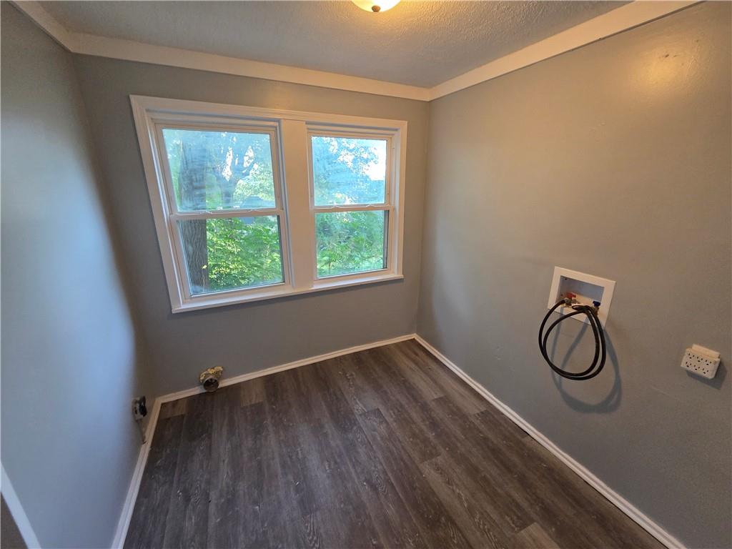 2425 S 15th Street Property Photo 5