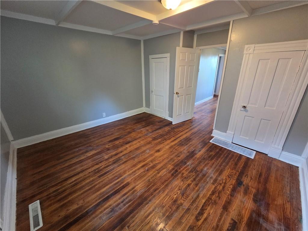 2425 S 15th Street Property Photo 9