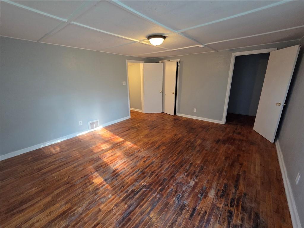 2425 S 15th Street Property Photo 10