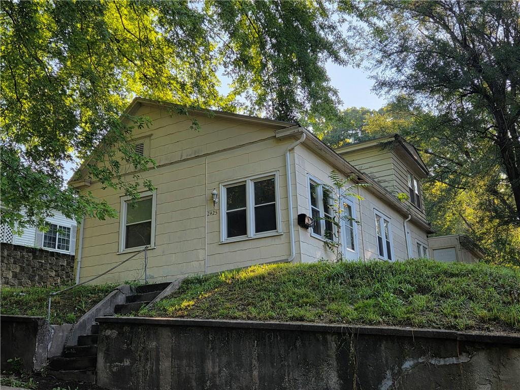 2425 S 15th Street Property Photo 12