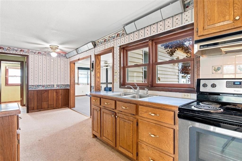 23061 Hatchell Road Property Photo 7