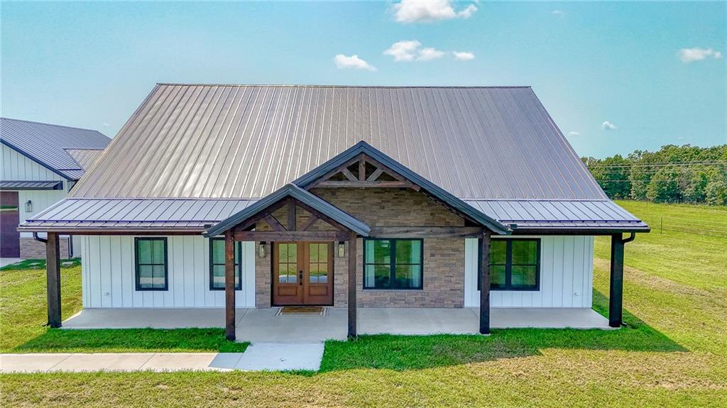 4674 Nw B Highway Property Photo 37