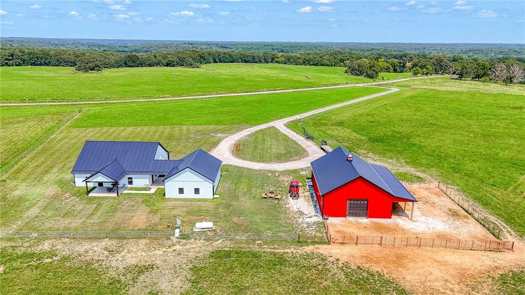 4674 Nw B Highway Property Photo 38