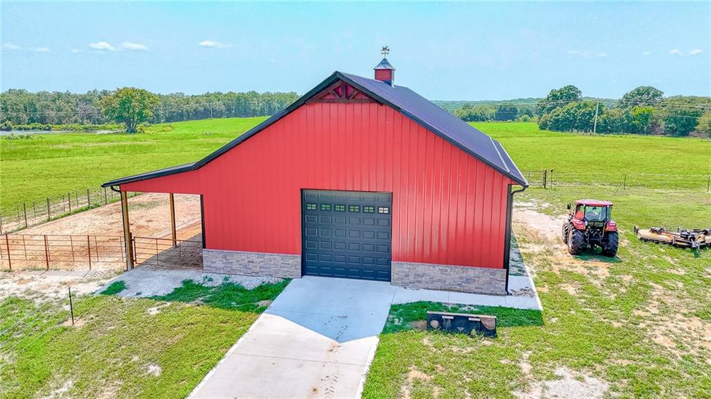 4674 Nw B Highway Property Photo 41