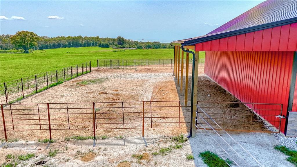 4674 Nw B Highway Property Photo 42