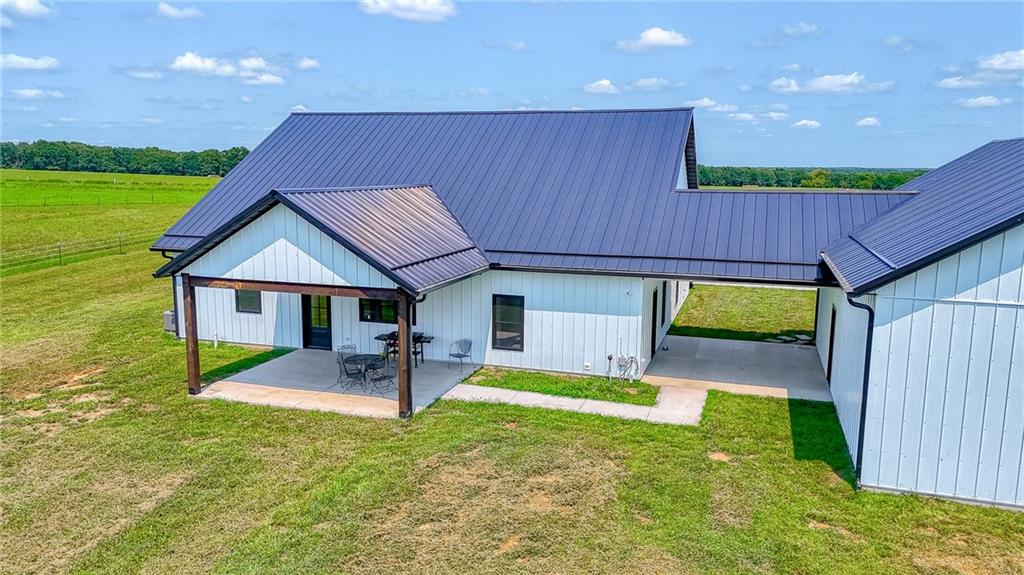 4674 Nw B Highway Property Photo 47