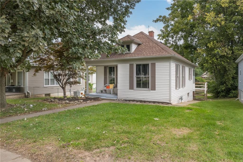 2711 Mitchell Avenue Property Photo 2