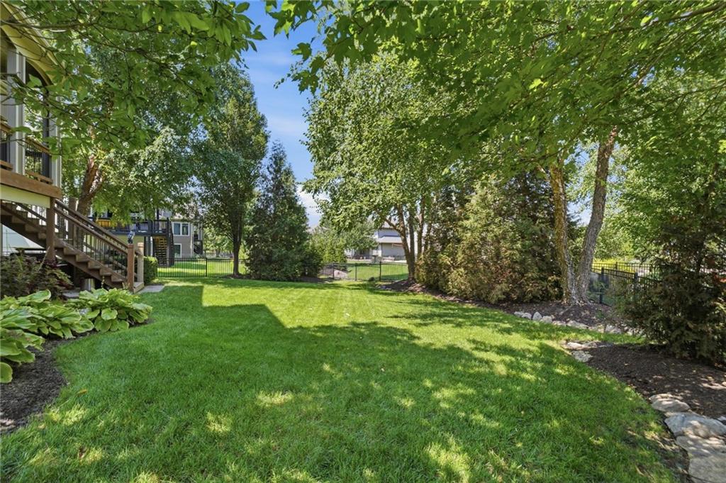 9404 W 163rd Place Property Photo 2