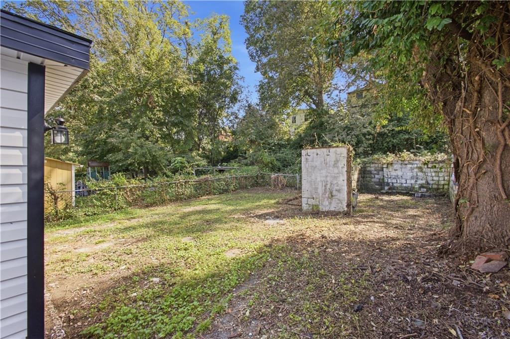 1333 Haskell Avenue Property Photo 6