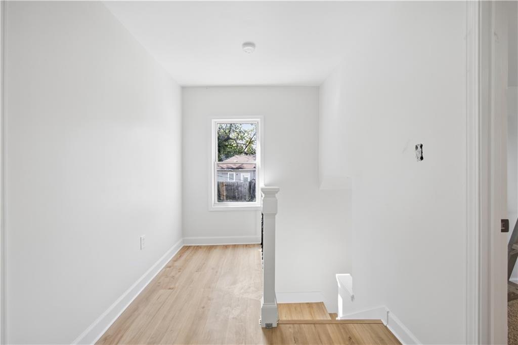 1333 Haskell Avenue Property Photo 7