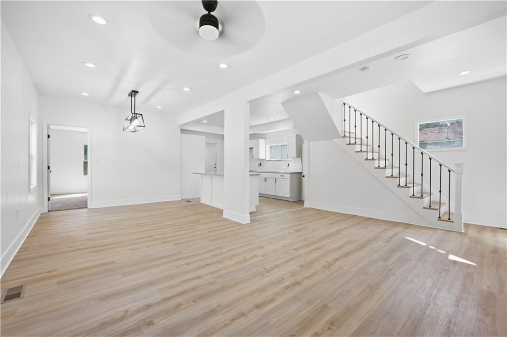 1333 Haskell Avenue Property Photo 13