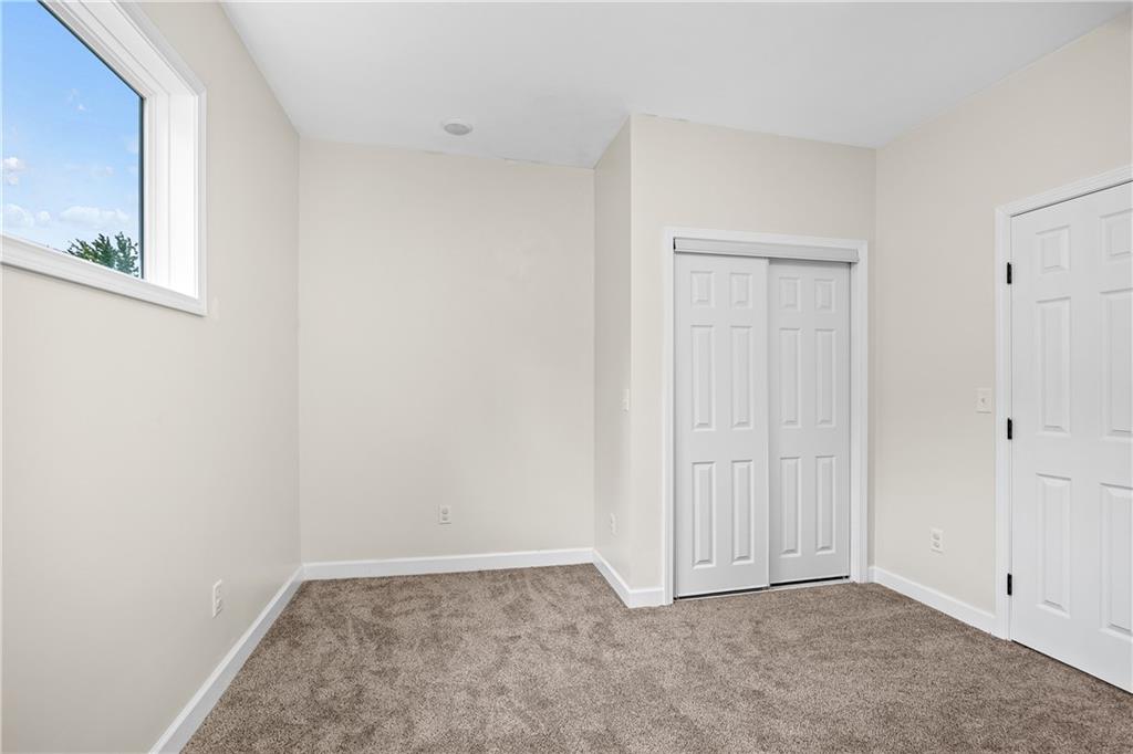 3207 Scott Street Property Photo 15