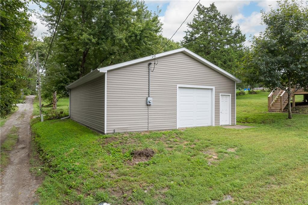 3207 Scott Street Property Photo 22