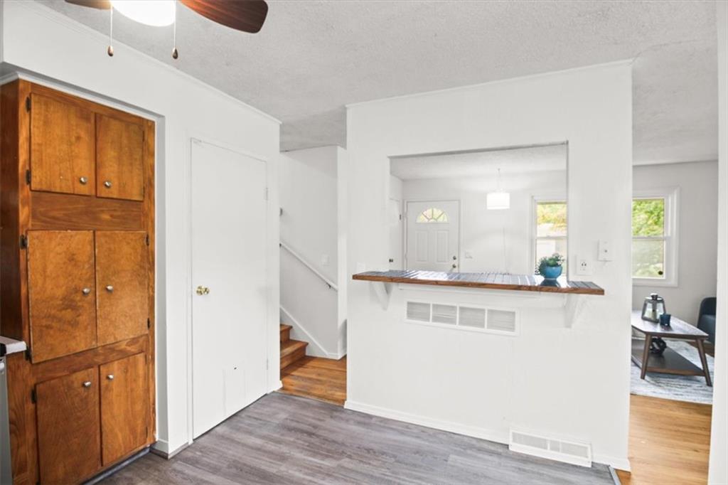5200 Ne 56th Place Property Photo 10