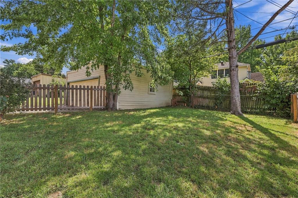 405 E Gregory Boulevard Property Photo 38
