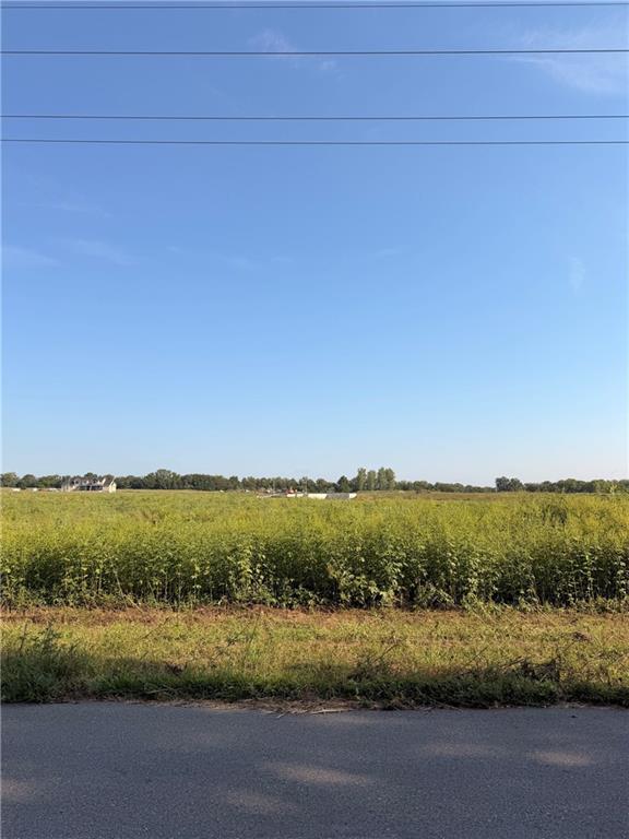 1090 Amara Drive Property Photo 1