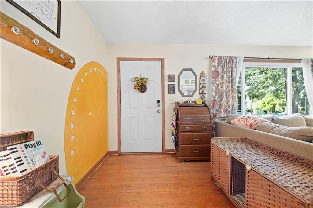 11811 E 53 Street Property Photo 6