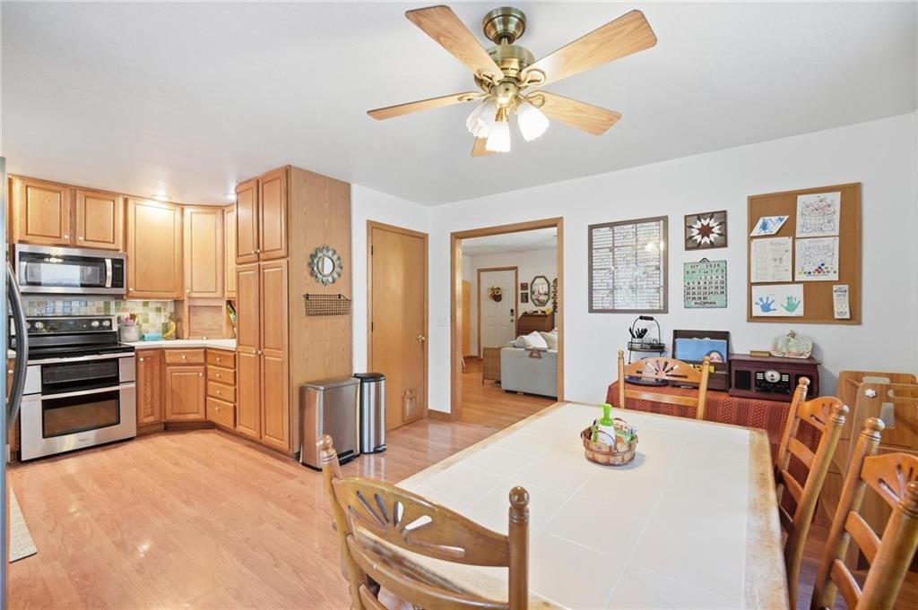 11811 E 53 Street Property Photo 14