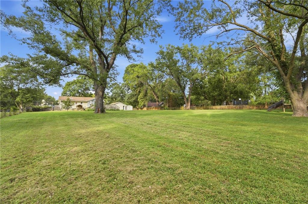 11811 E 53 Street Property Photo 41