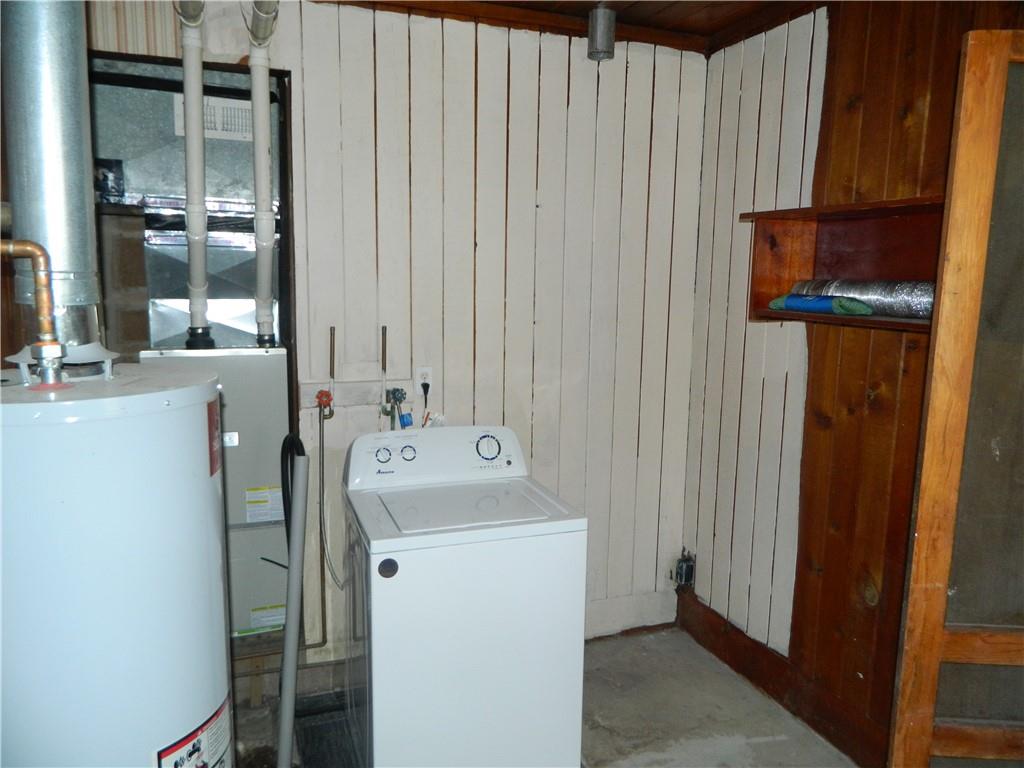 2105 Haskell Avenue Property Photo 9