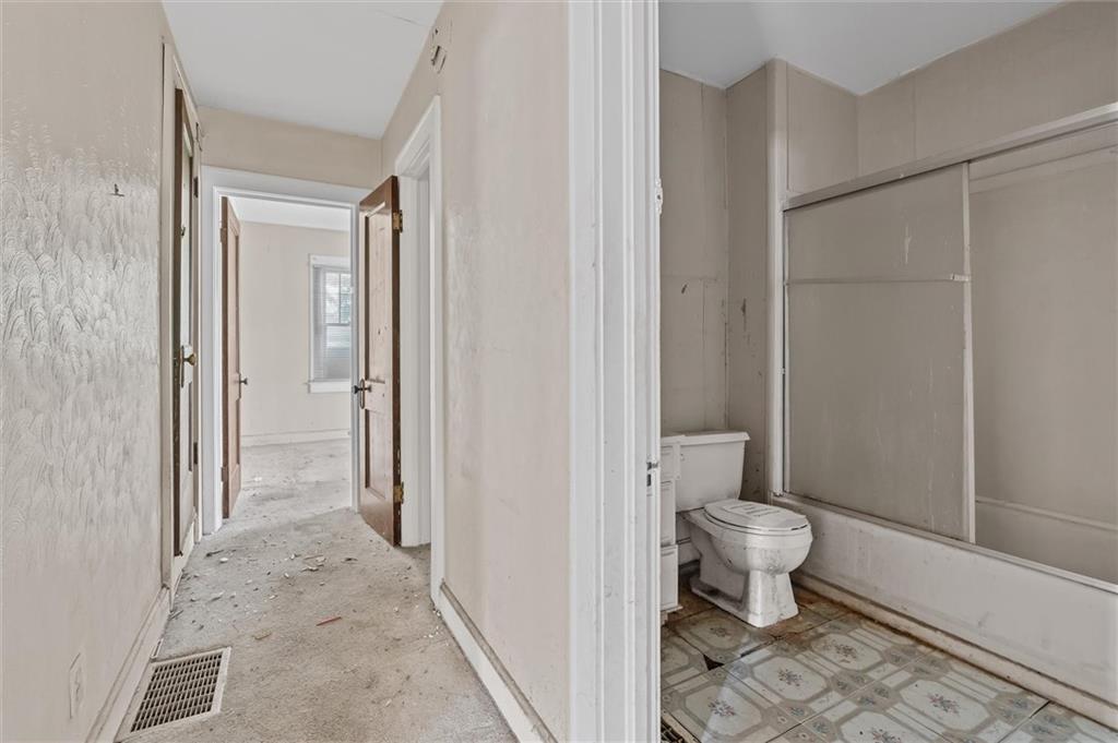 532 Blue Ridge Boulevard Property Photo 12