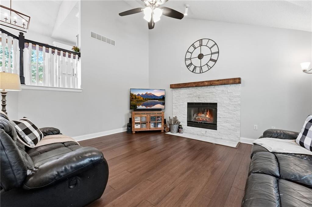 105 Se Harvard Drive Property Photo 3