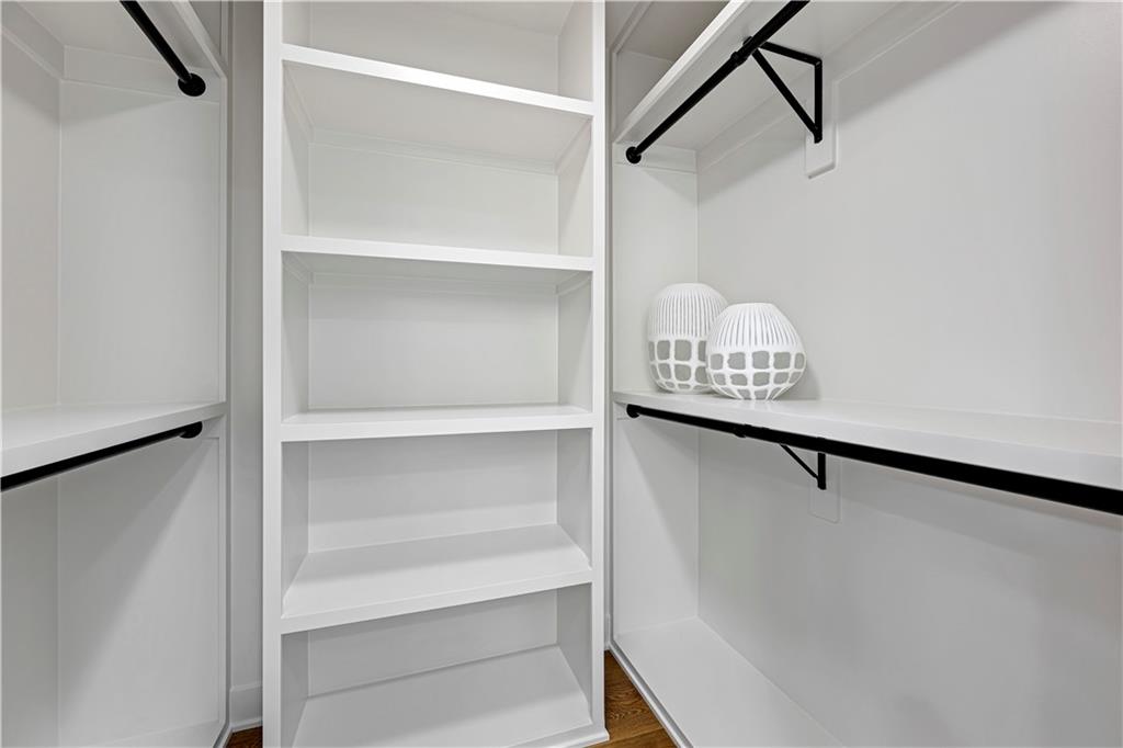 10104 Hemlock Drive Property Photo 29