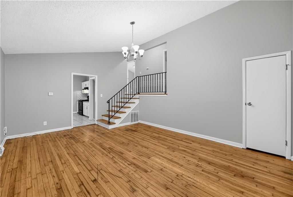 11209 Marsh Avenue Property Photo 7