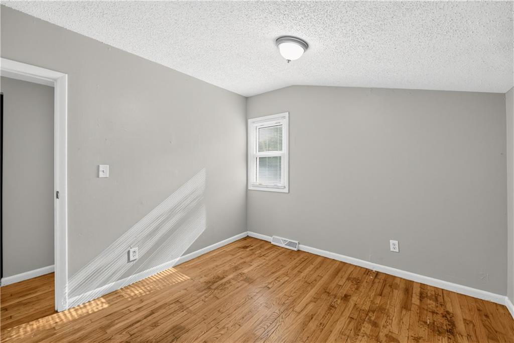 11209 Marsh Avenue Property Photo 13