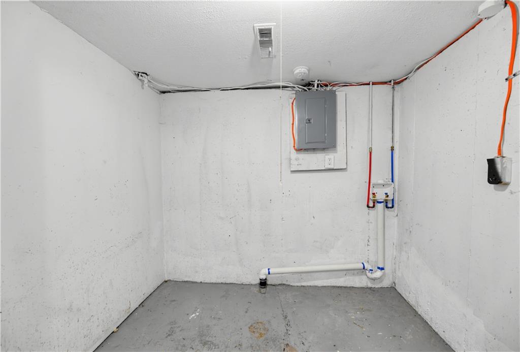 11209 Marsh Avenue Property Photo 23