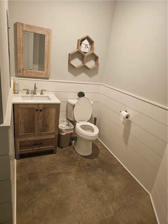 2 Westowne Drive Property Photo 5