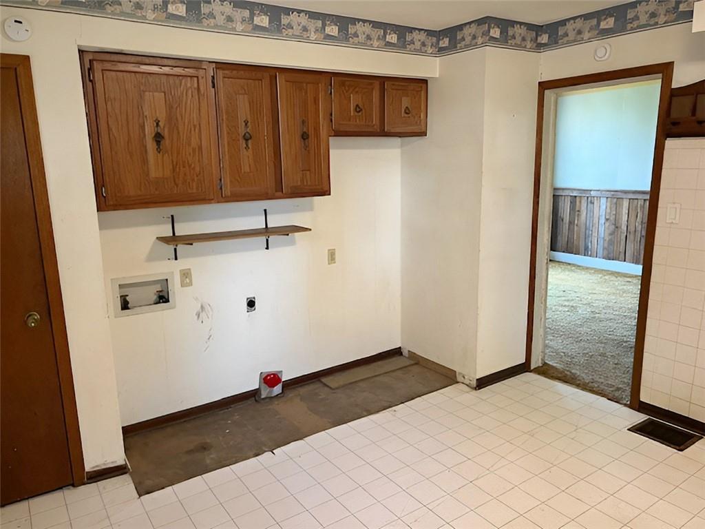 208 S 3rd Street Property Photo 6