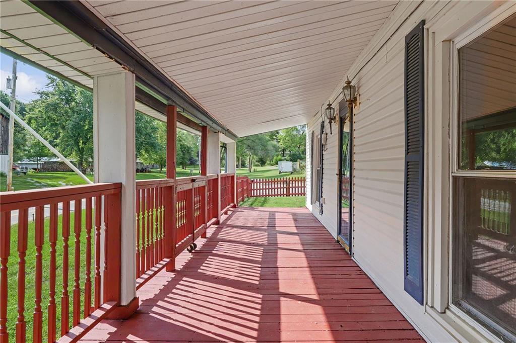 23460 Interurban Road Property Photo 4