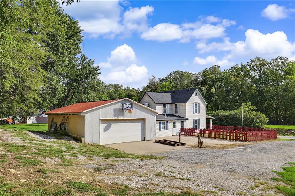 23460 Interurban Road Property Photo 8