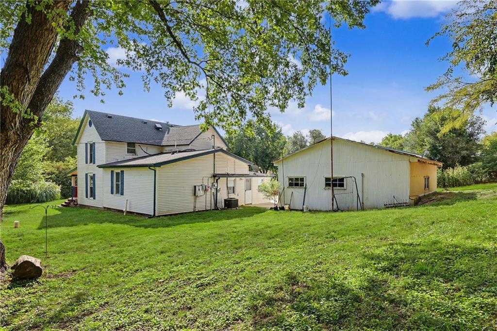 23460 Interurban Road Property Photo 9