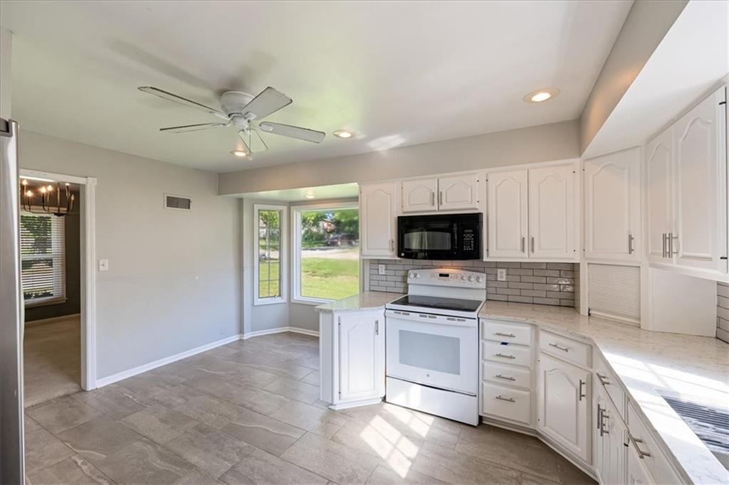 10543 Monroe Avenue Property Photo 13