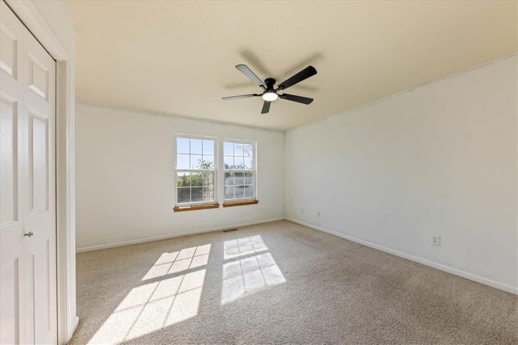 2350 Surrey Drive Property Photo 17