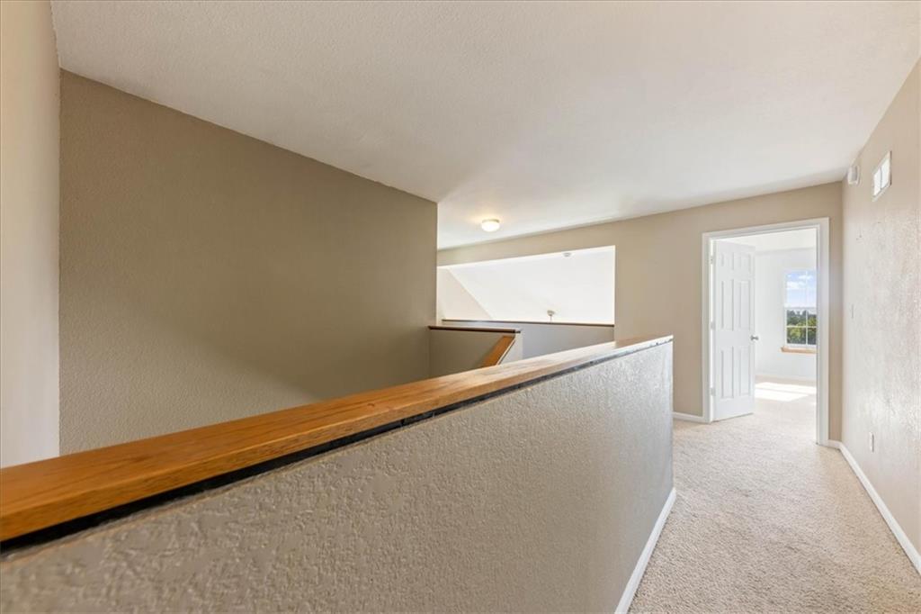 2350 Surrey Drive Property Photo 25