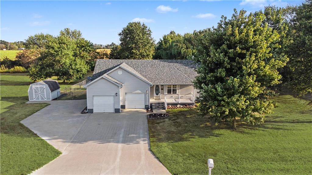 150 26th Road Property Photo 1