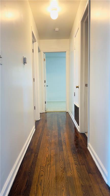 204 N Park Drive Property Photo 9