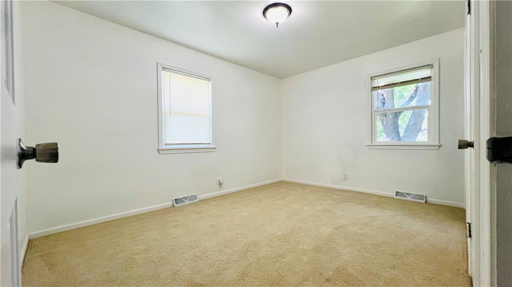204 N Park Drive Property Photo 20