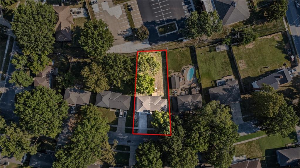 1202 E Ridgeway Drive Property Photo 6