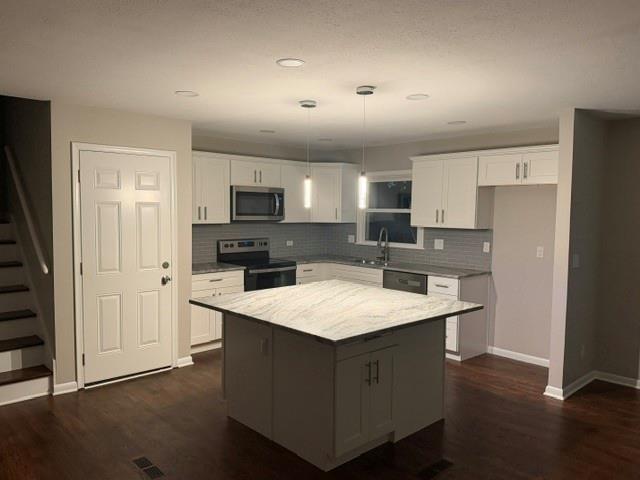 1202 E Ridgeway Drive Property Photo 16